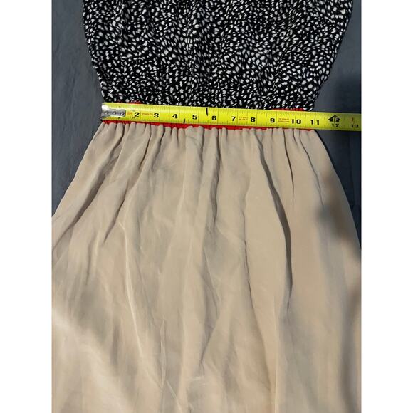 Cynthia Vincent 100% Silk Dress Size M – Scoop Back Print Top Red Waist Beige - Picture 6 of 7